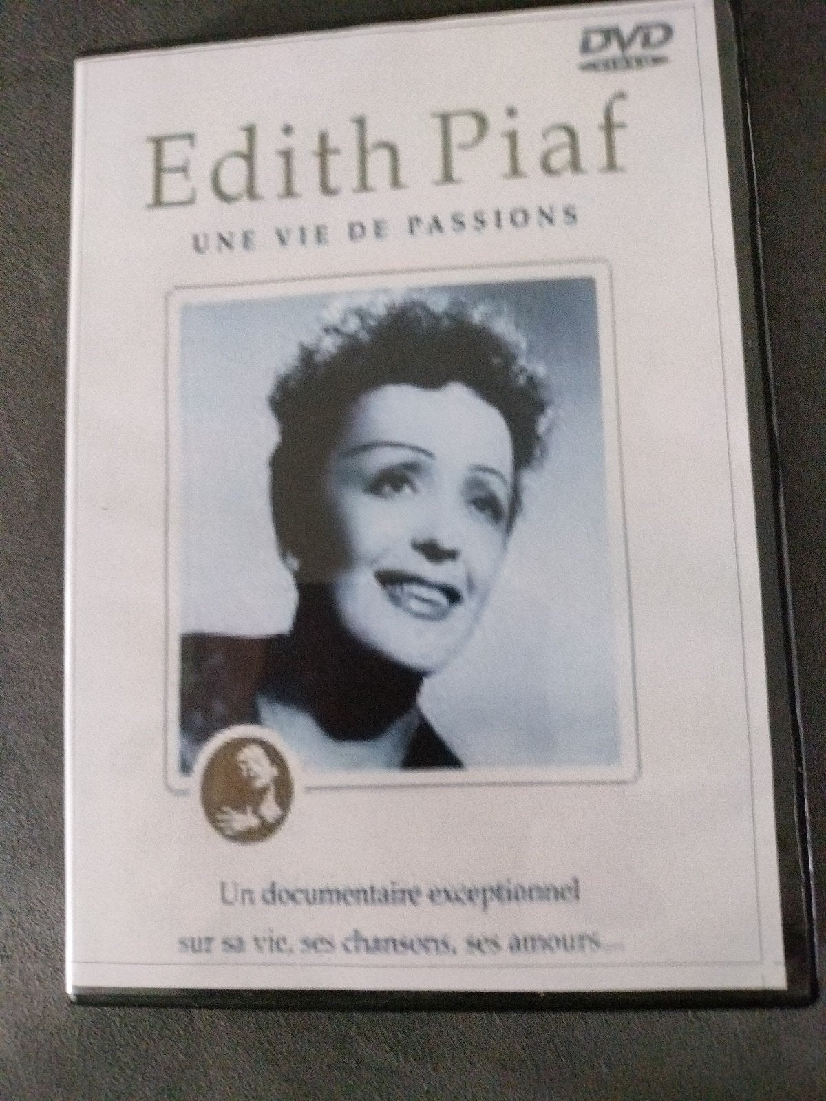 Edith Piaf, Boeken, Biografieën, Ophalen