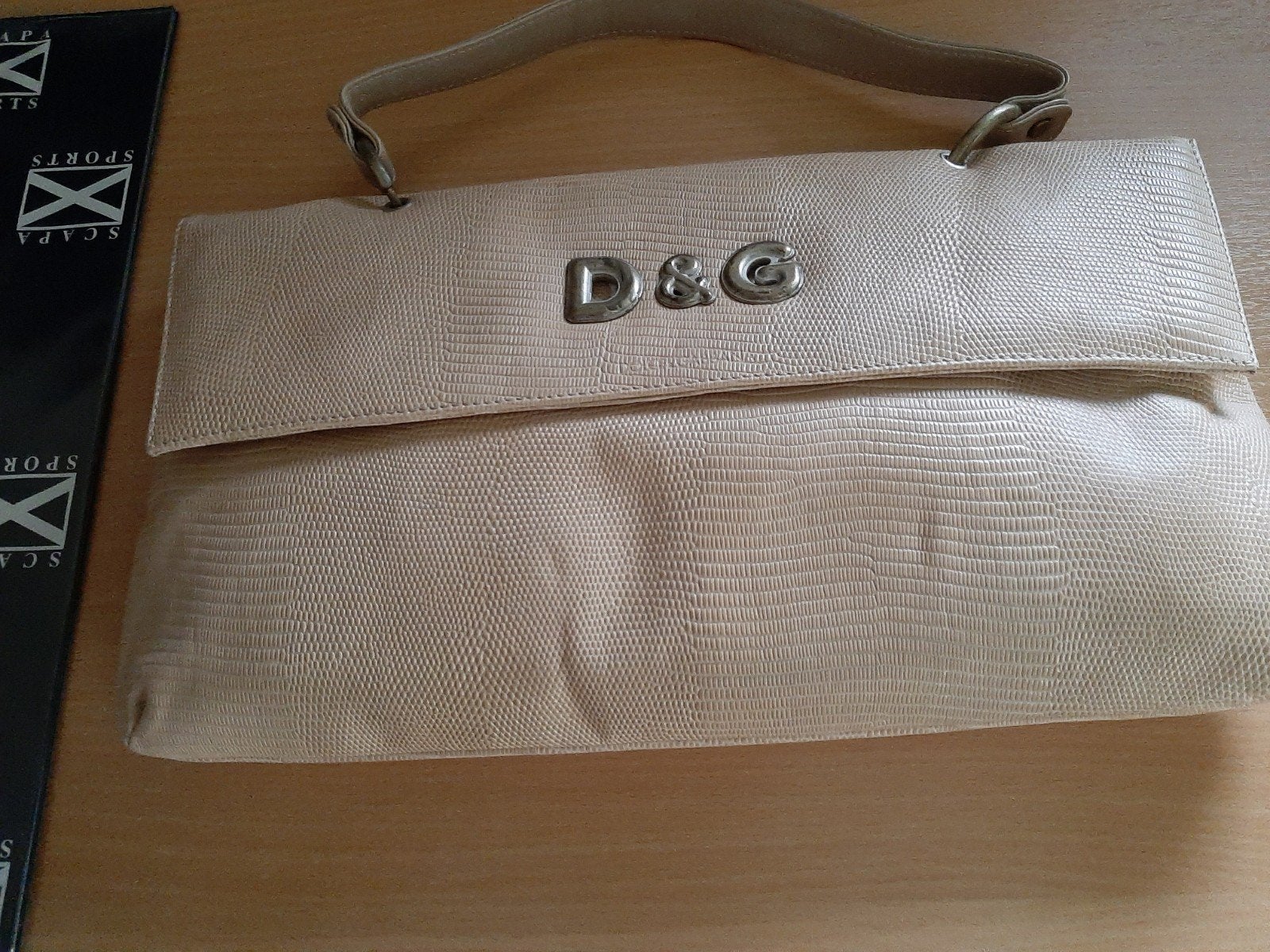 Dolce en Gabanna clutch van beige leer met reptielenprint, Handtassen en Accessoires, Ophalen of Verzenden, Nieuw, Beige, Handtas