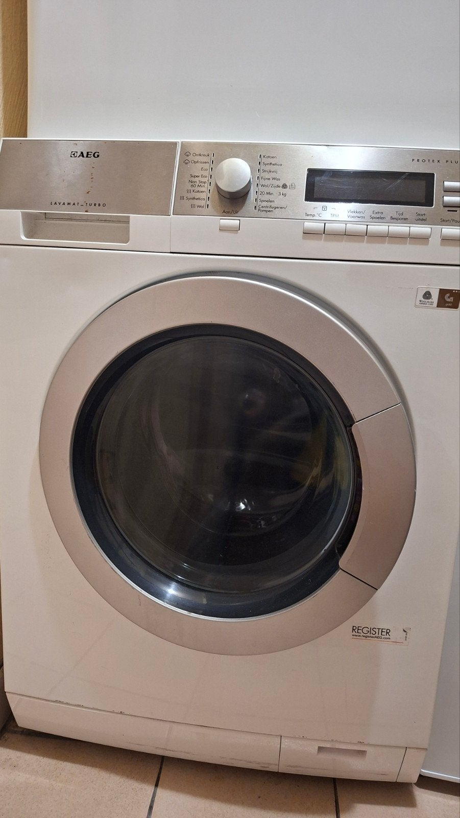 wasmachine AEG met droogfunctie OPGELET LEZEN, Ophalen, Gebruikt, 8 tot 10 kg, Energieklasse A of zuiniger
