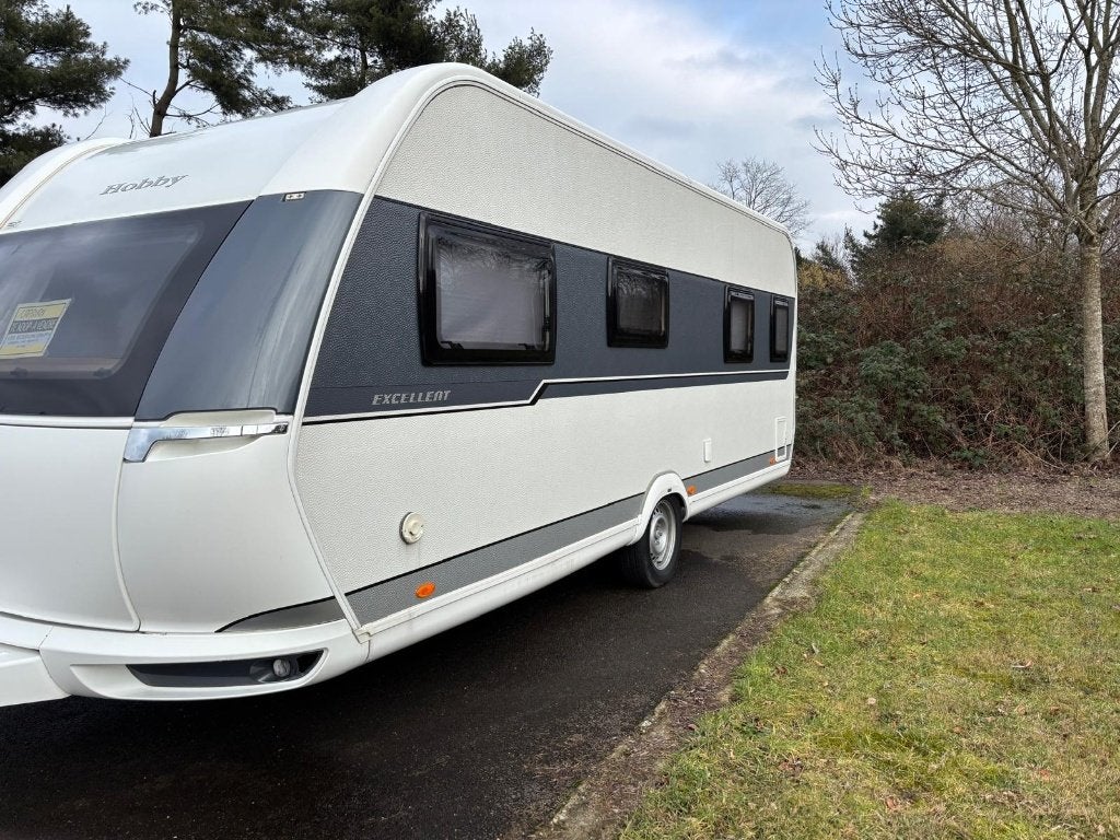 Hobby 560WFU Excellent 2019, Rondzit, Particulier, Openslaande ramen, 5 tot 6 meter