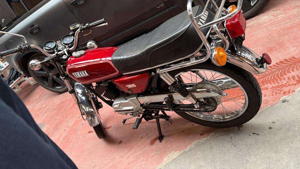 Yamaha 125 RS, Immo, Garages en Parkeerplaatsen