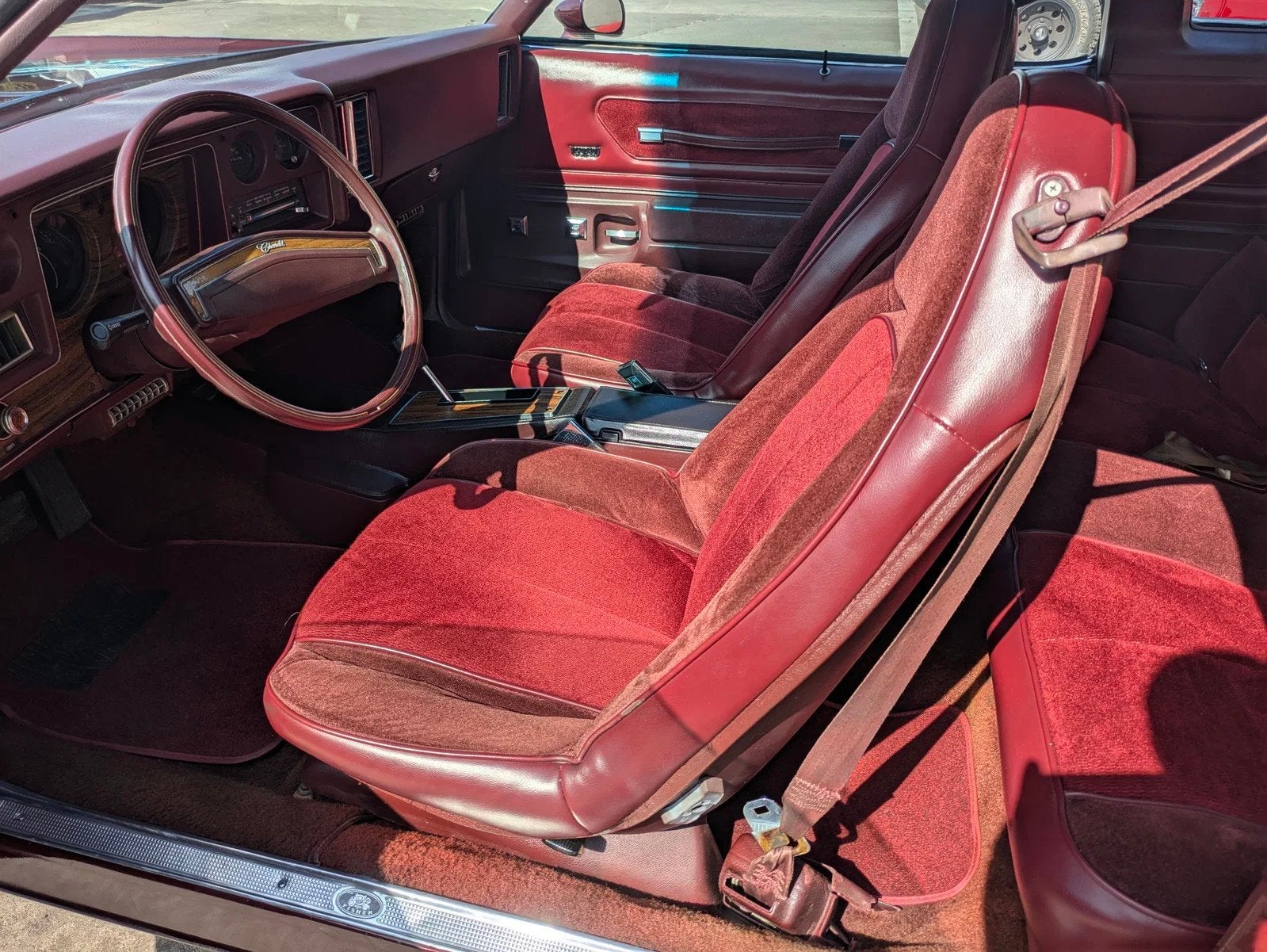 Chevrolet LANDAU monte carlo (bj 1976, automaat), foto 8