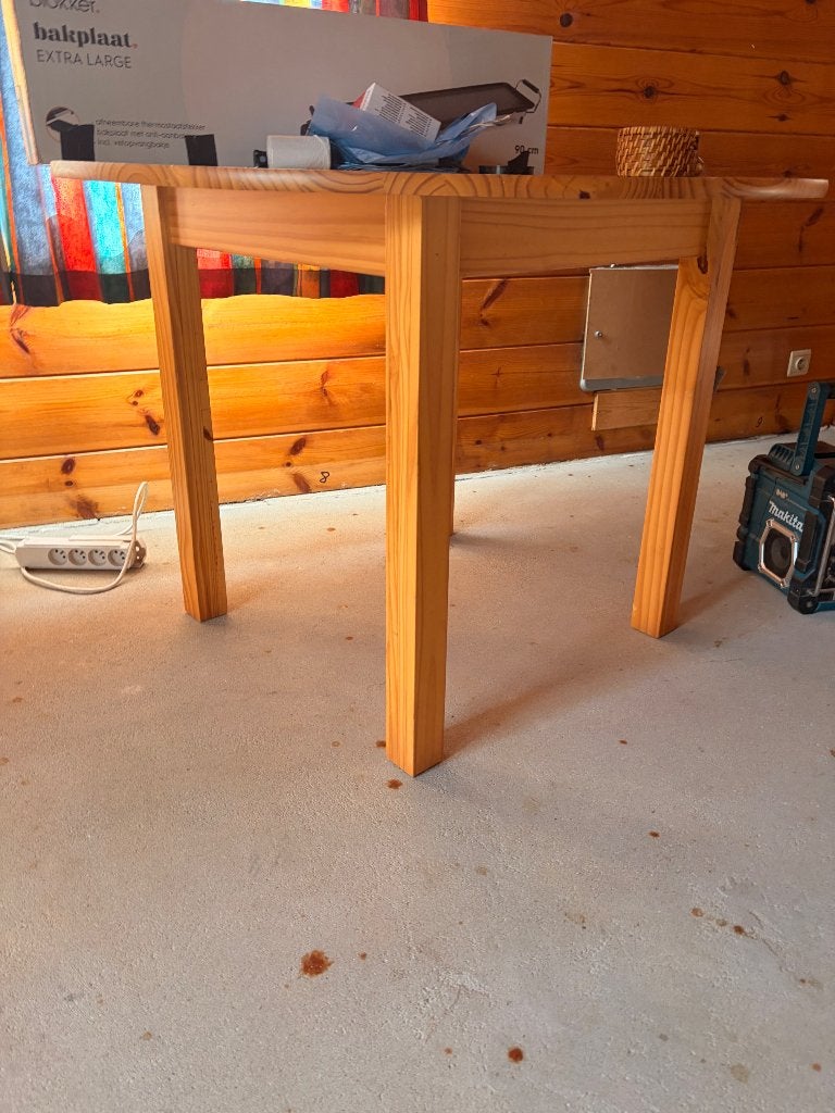 Ronde tafel 4 stoelen, Ophalen of Verzenden, Gebruikt