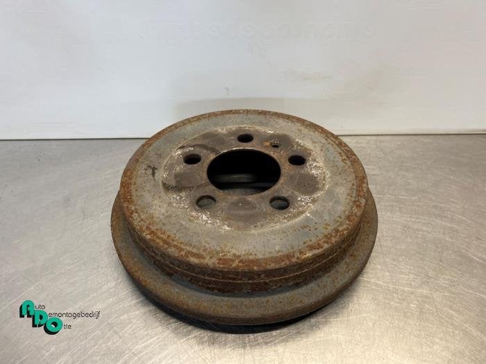 Tambour de frein arrière d'un Seat Ibiza (Ibiza 08-), -, 3 mois de garantie, Utilisé, -