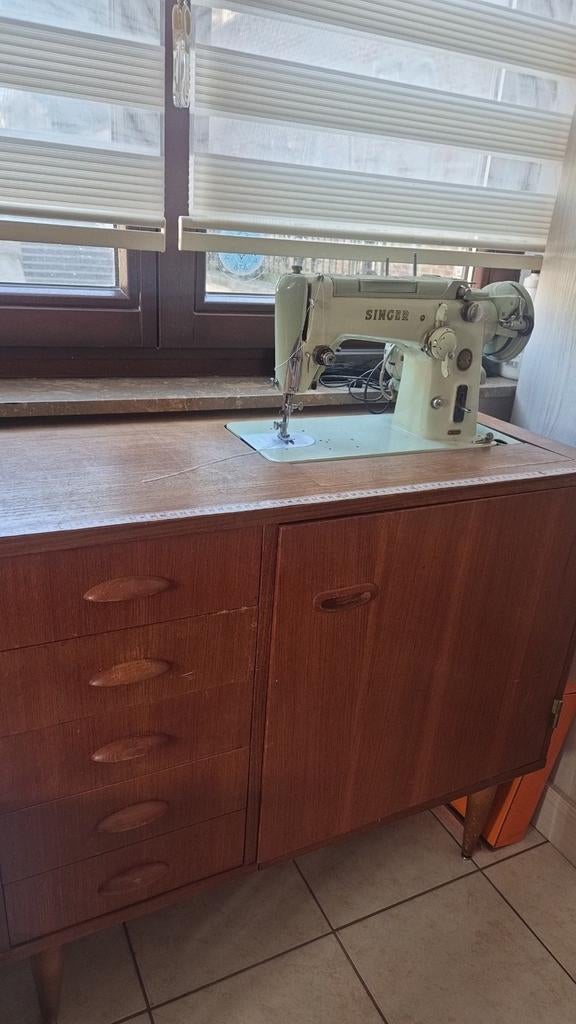 Machine à coudre Vintage Singer, modèle 319K  -1959, Antiquités & Art, Antiquités | Machines à coudre, Enlèvement