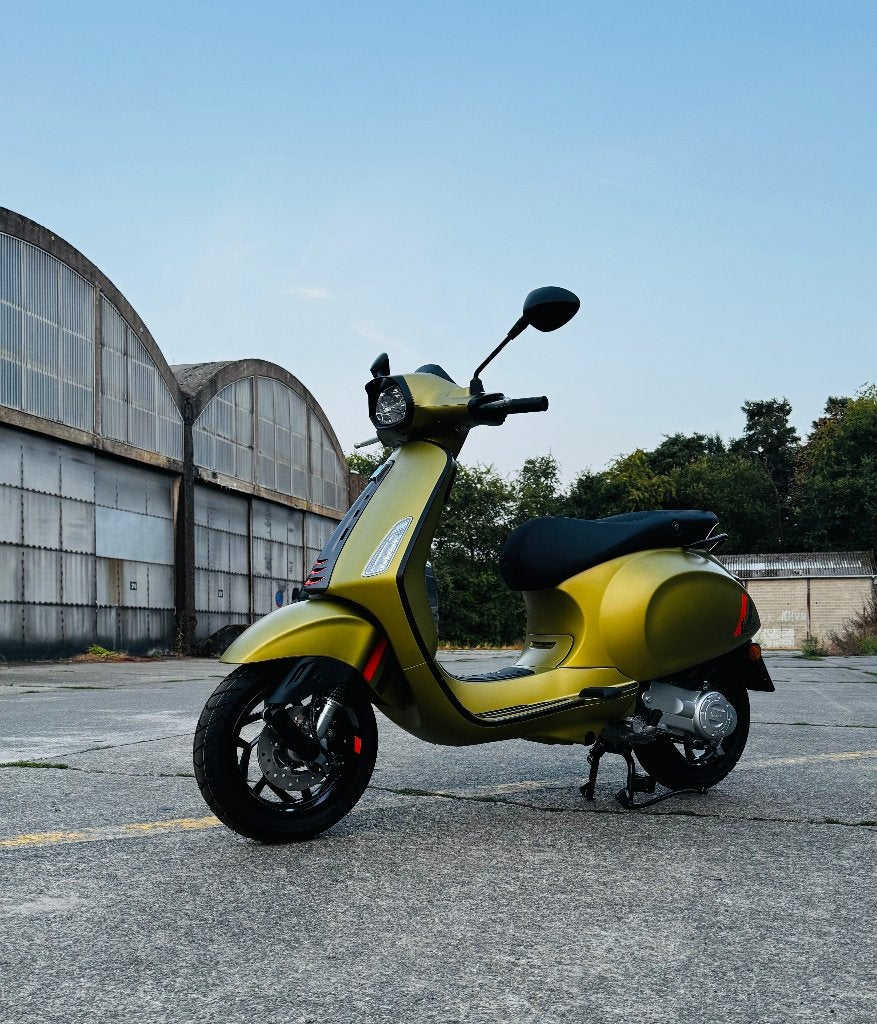 Vespa Sprint 50cc 45KM NIEUW! "mat groen", Ophalen, Nieuw, 49 cc, Klasse B (45 km/u)
