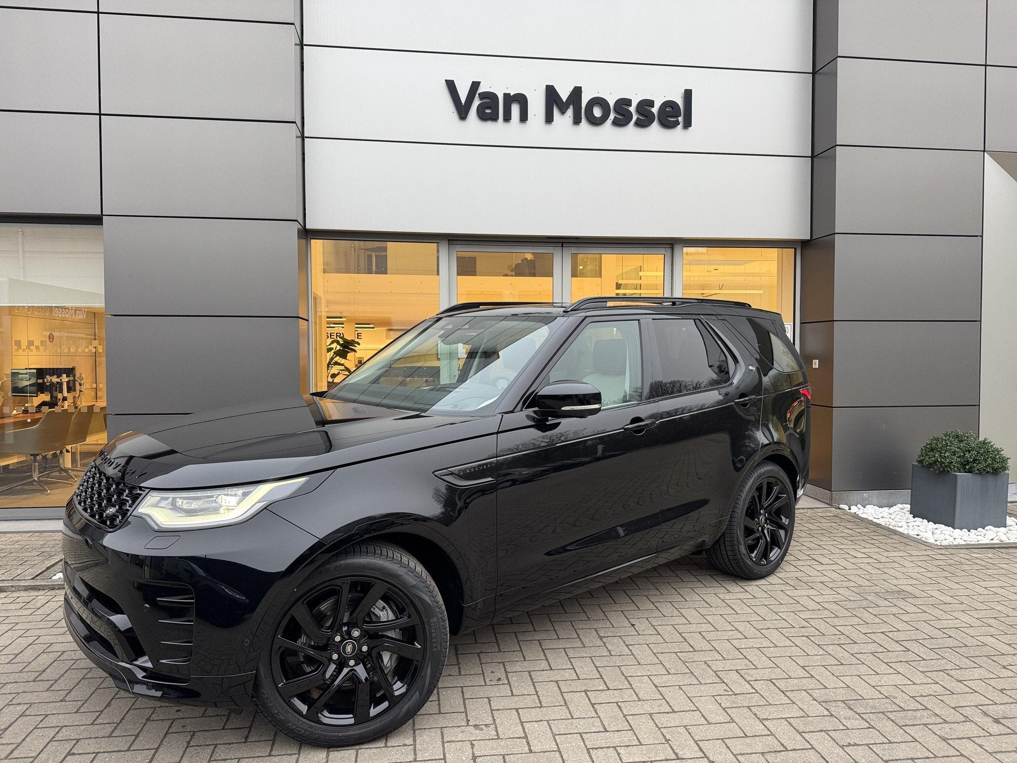 Land Rover Discovery D250 Dynamic SE AWD Auto. 25MY, Autos, Land Rover, Achat, 2997 cm³, Entreprise, 2442 kg