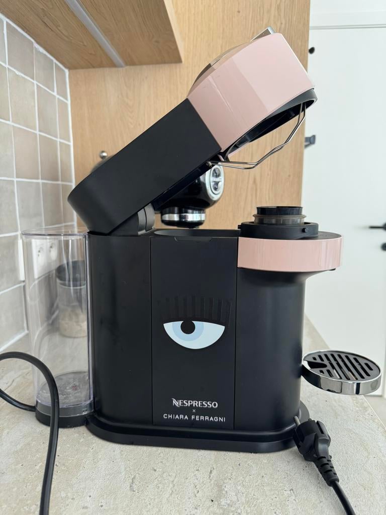 Nespresso vertuo, Enlèvement, Comme neuf