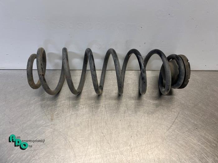 Ressort de flexion arrière d'un Volkswagen Polo (Polo 09-), Volkswagen, -, 3 mois de garantie, Utilisé