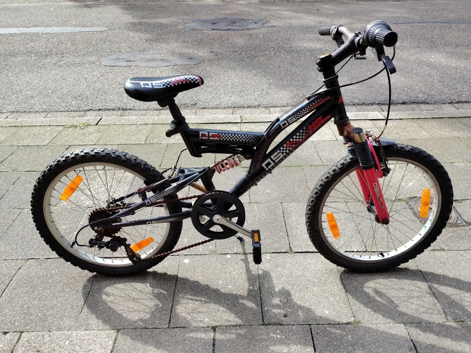 Kinderfiets voor ongeveer 8 jarigen, Fietsen en Brommers, Fietsen | Jongens, Ophalen, Gebruikt, Handrem
