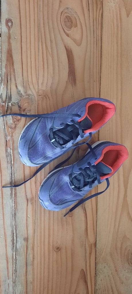 Jolies baskets taille 34, Enfants & Bébés, Enlèvement ou Envoi, Chaussures de sport, Fille, Oxylane