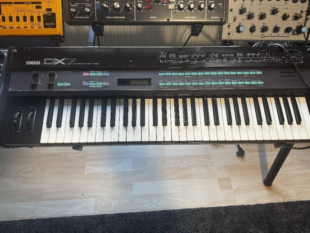 Vintage Yamaha DX7 met 8x Expansion en gereviseerd, Muziek en Instrumenten, Ophalen, Gebruikt, Yamaha