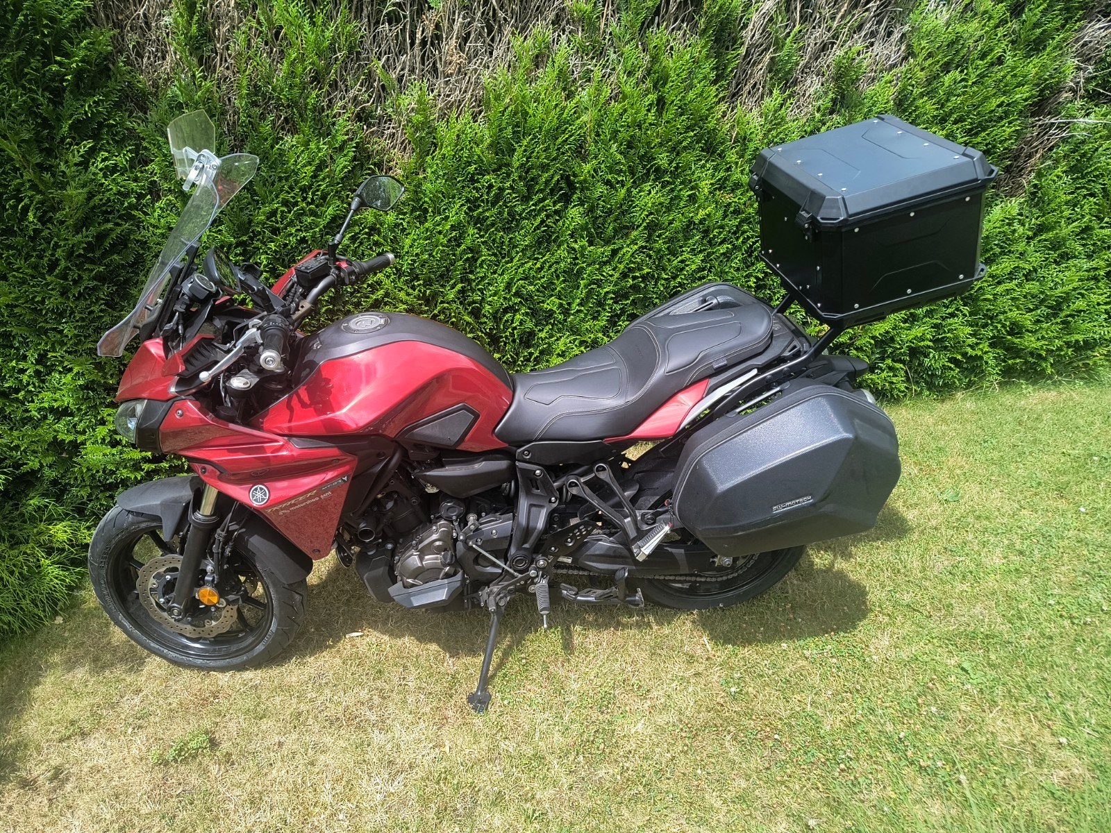 Yamaha mt07 tracer 2017 amper 10000 km's, Motoren, Handvatverwarming, 2 cilinders, Particulier, Meer dan 35 kW