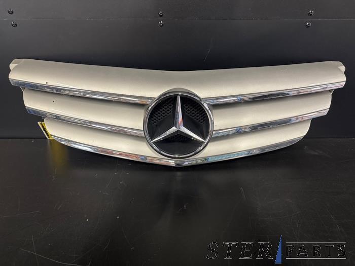 Grille van een Mercedes B-Klasse, Gebruikt, -, Ophalen of Verzenden, -