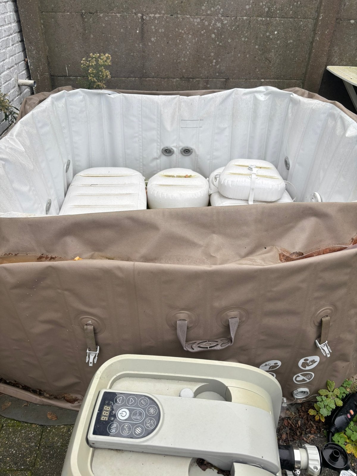 Jacuzzi, Ophalen, Gebruikt, Afdekzeil, Opblaasbaar