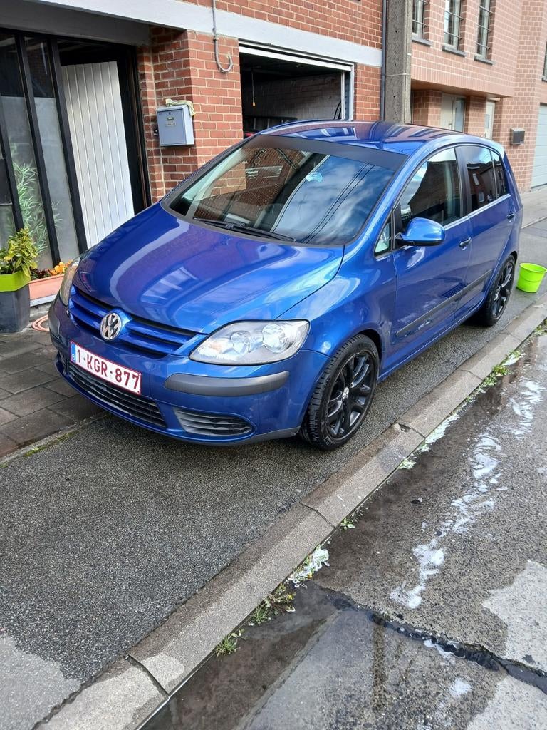 Golf plus 2.0 tdi , bien lire l'annonce ! Doit partir, Autos, Cuir, Achat, Intérieur cuir, Golf