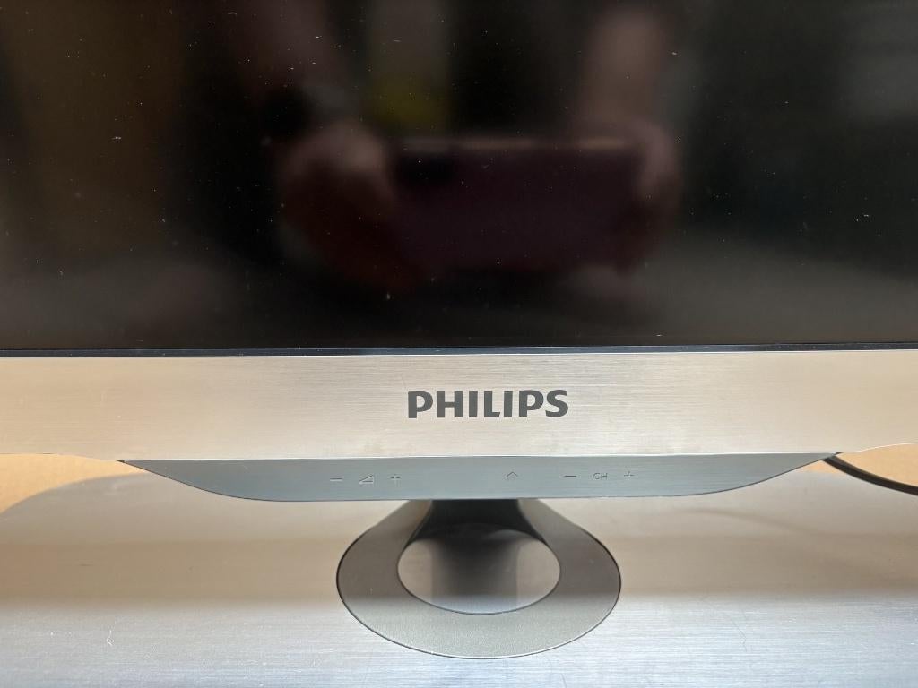TV Philips klein formaat alu kleur, Audio, Tv en Foto, Televisies, Ophalen, Philips, 50 Hz, 60 tot 80 cm