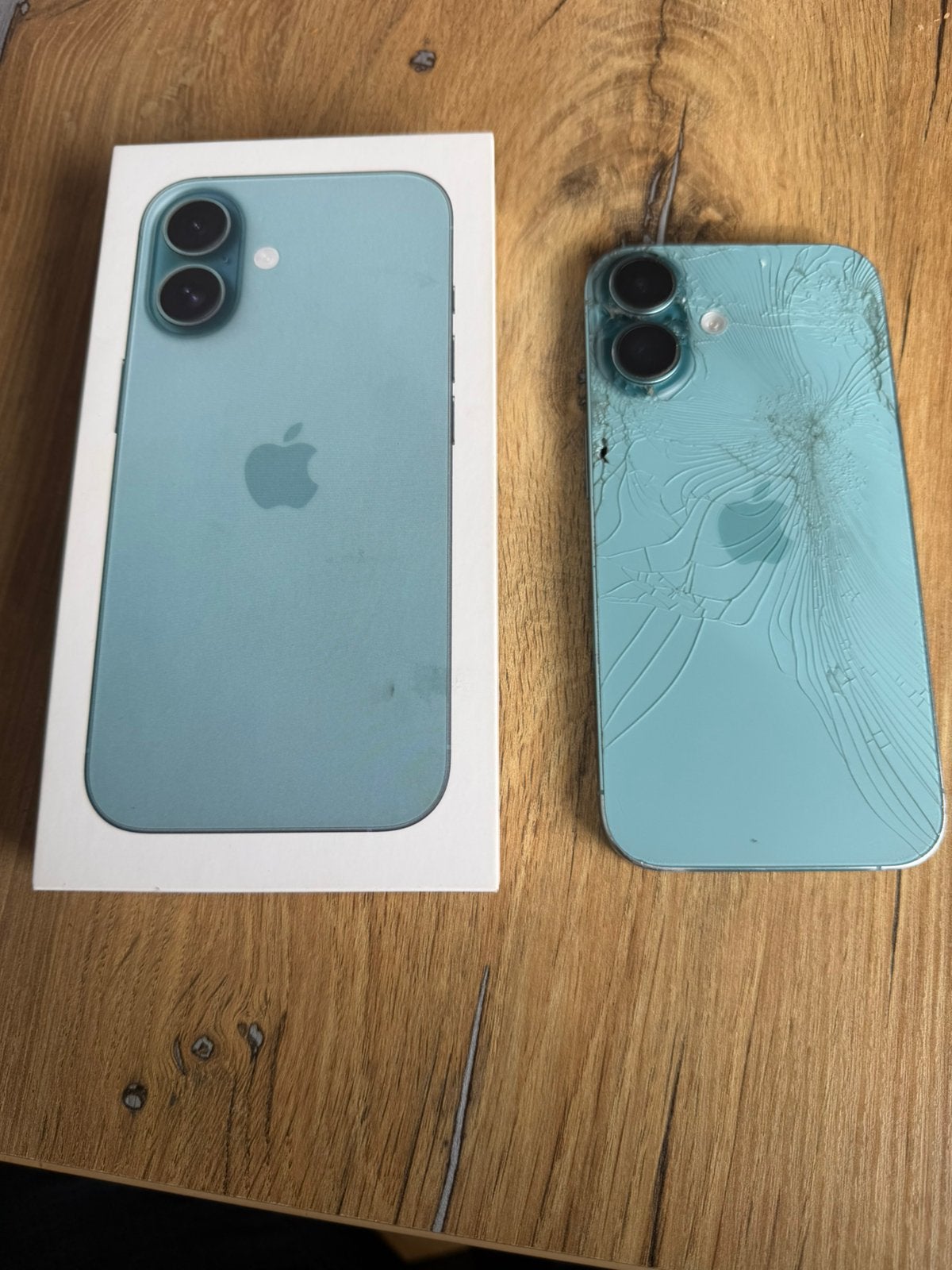 iPhone 16 ️bien lire️, 128 GB, IPhone 16, Enlèvement, Utilisé