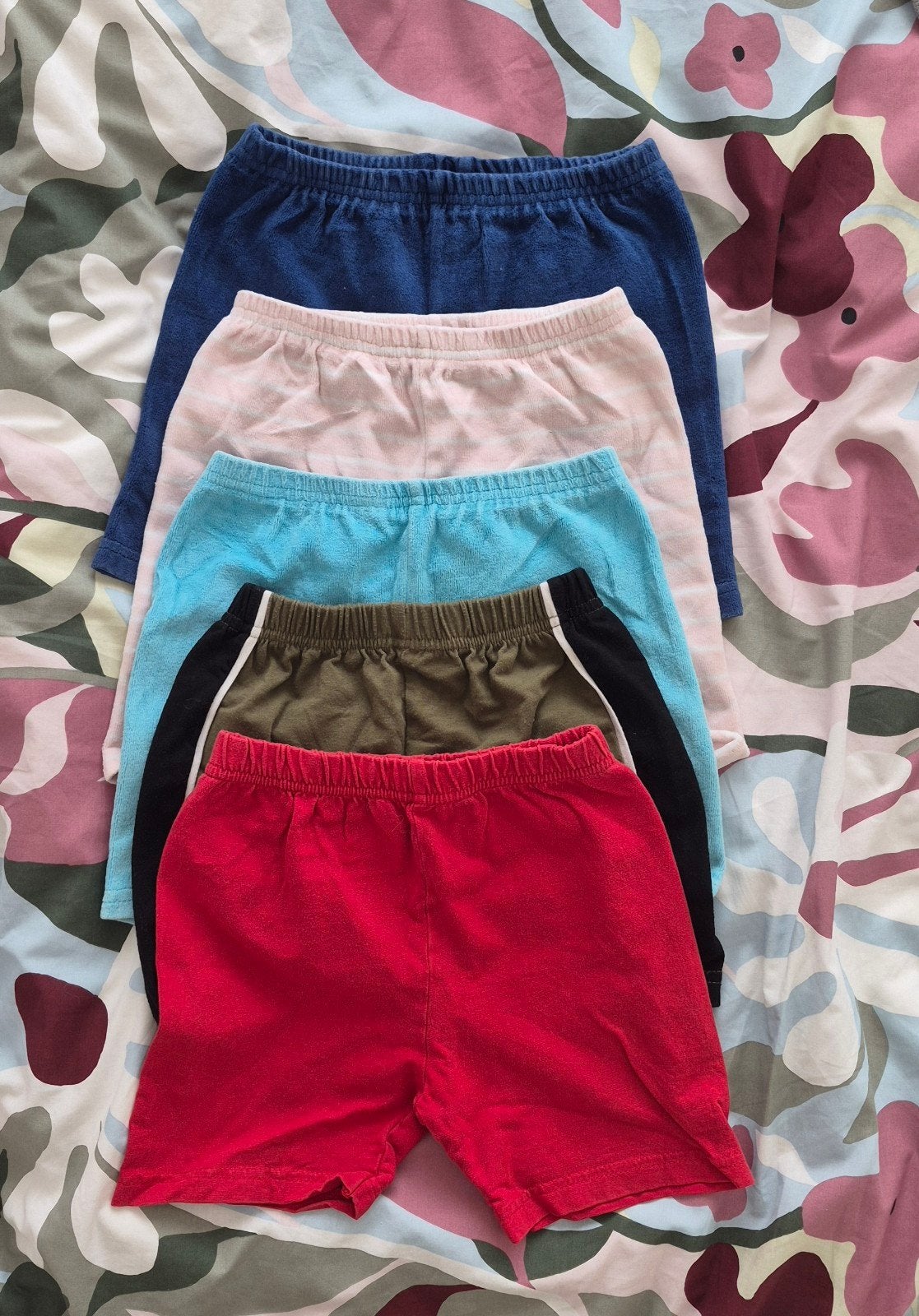 5 shorts 110-116, Enfants & Bébés, Enlèvement ou Envoi, Utilisé, Garçon, Pantalon