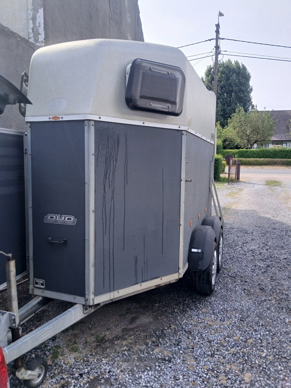 paarden trailer 2paarden ale papieren aanwezig, Ophalen, Gebruikt, Hout, 2-paards trailer