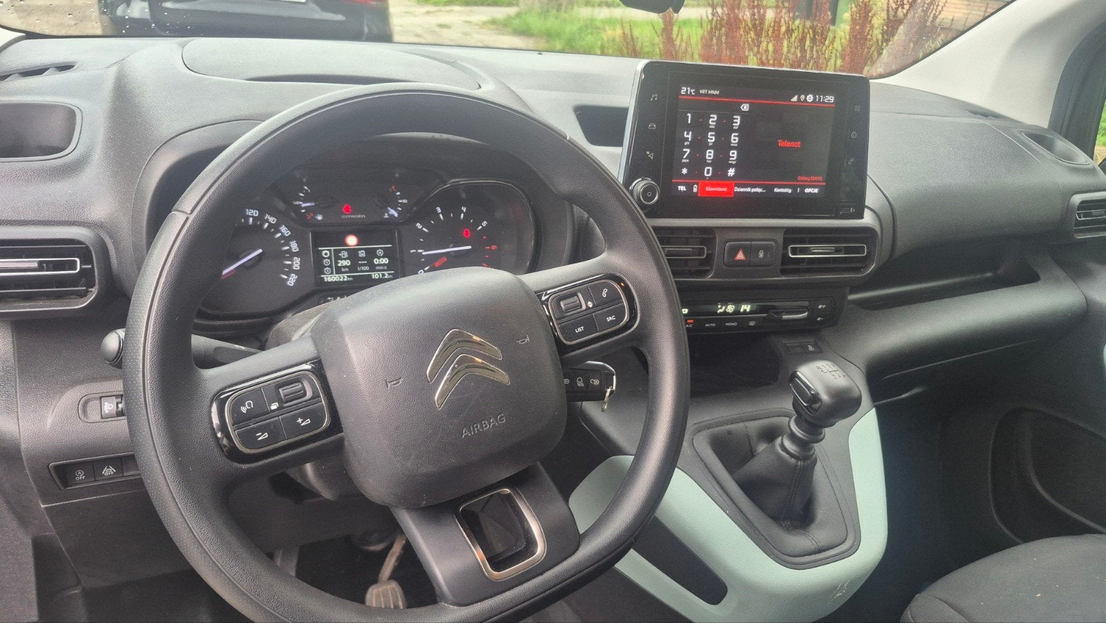 Citroen berlingo 2020 1.2 benzine, Autos, Citroën, Achat, Euro 6, Boîte manuelle, 5 portes