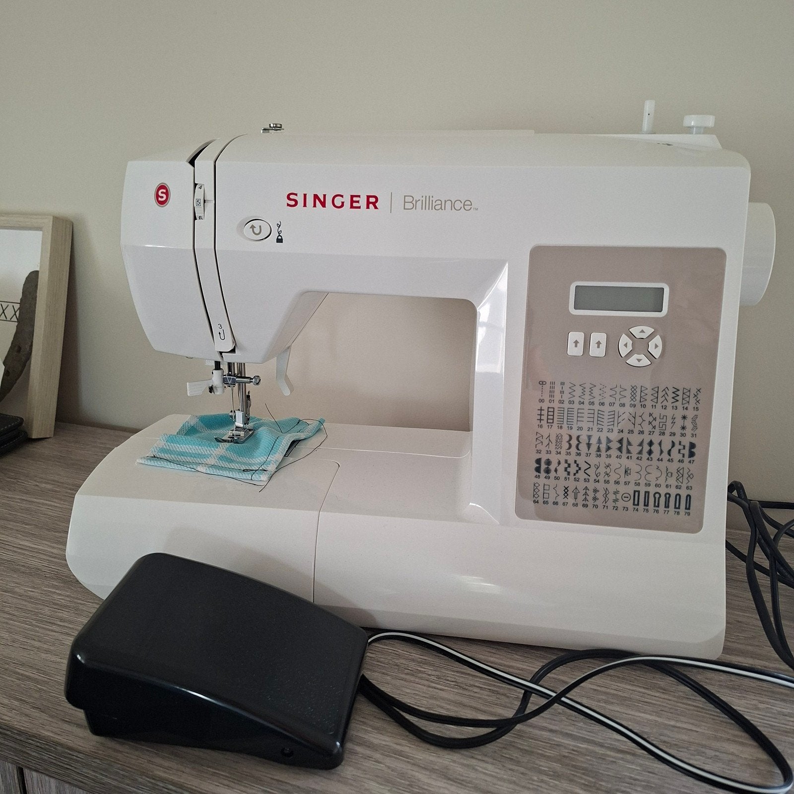 Singer naaimachine Brilliance, Ophalen, Zo goed als nieuw, Naaimachine, Singer