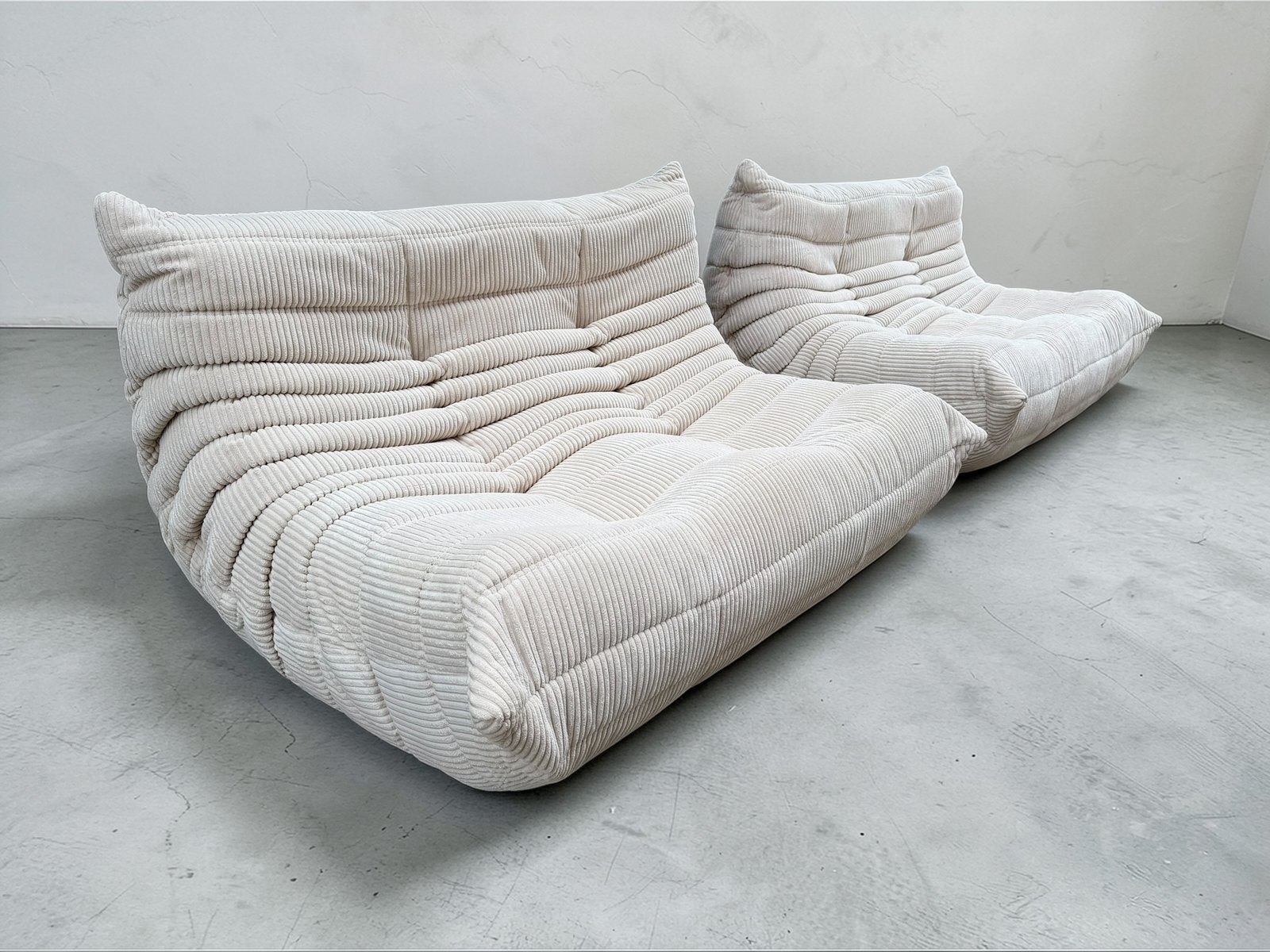 Togo sofa in Beige Corduroy (velours côtelé) 2x 2zit + hoek, Huis en Inrichting, Zetels | Zetels, Ophalen of Verzenden, Togo Ligne Roset