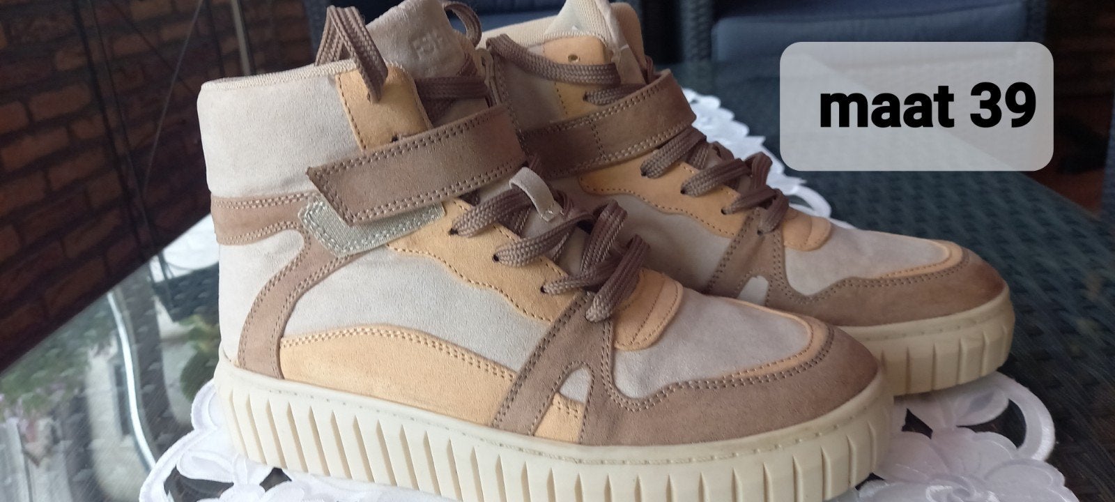 sneakers  hoog model. maat 39, Kleding | Heren, Schoenen, Ophalen of Verzenden, Sneakers