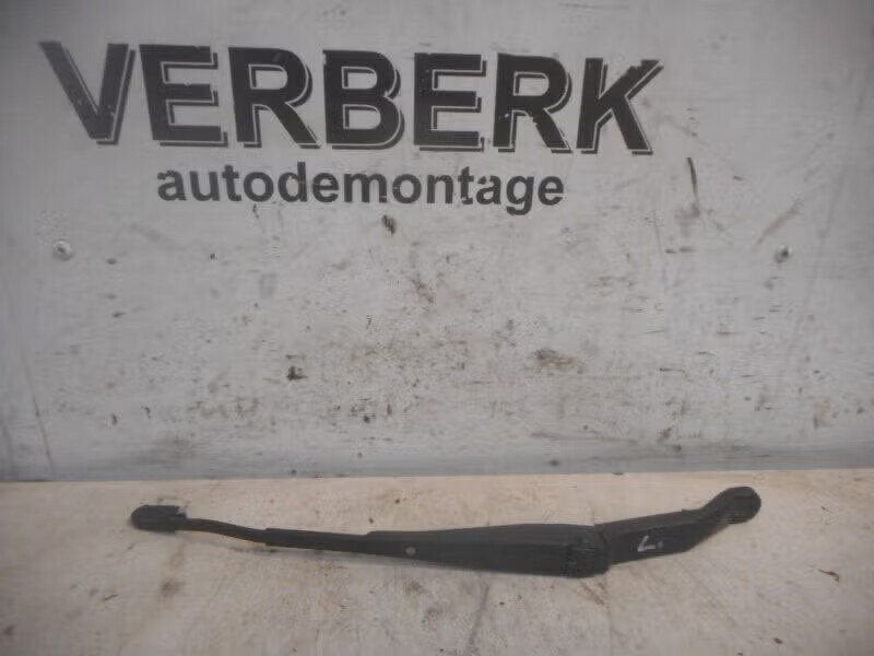 RUITENWISSERARM LINKS VOOR MG MGF (01-1995/03-2002), SAIC Motor Deutschland GmbH, Marcel-Breuer-Straße 4 80807 München, DE, Utilisé