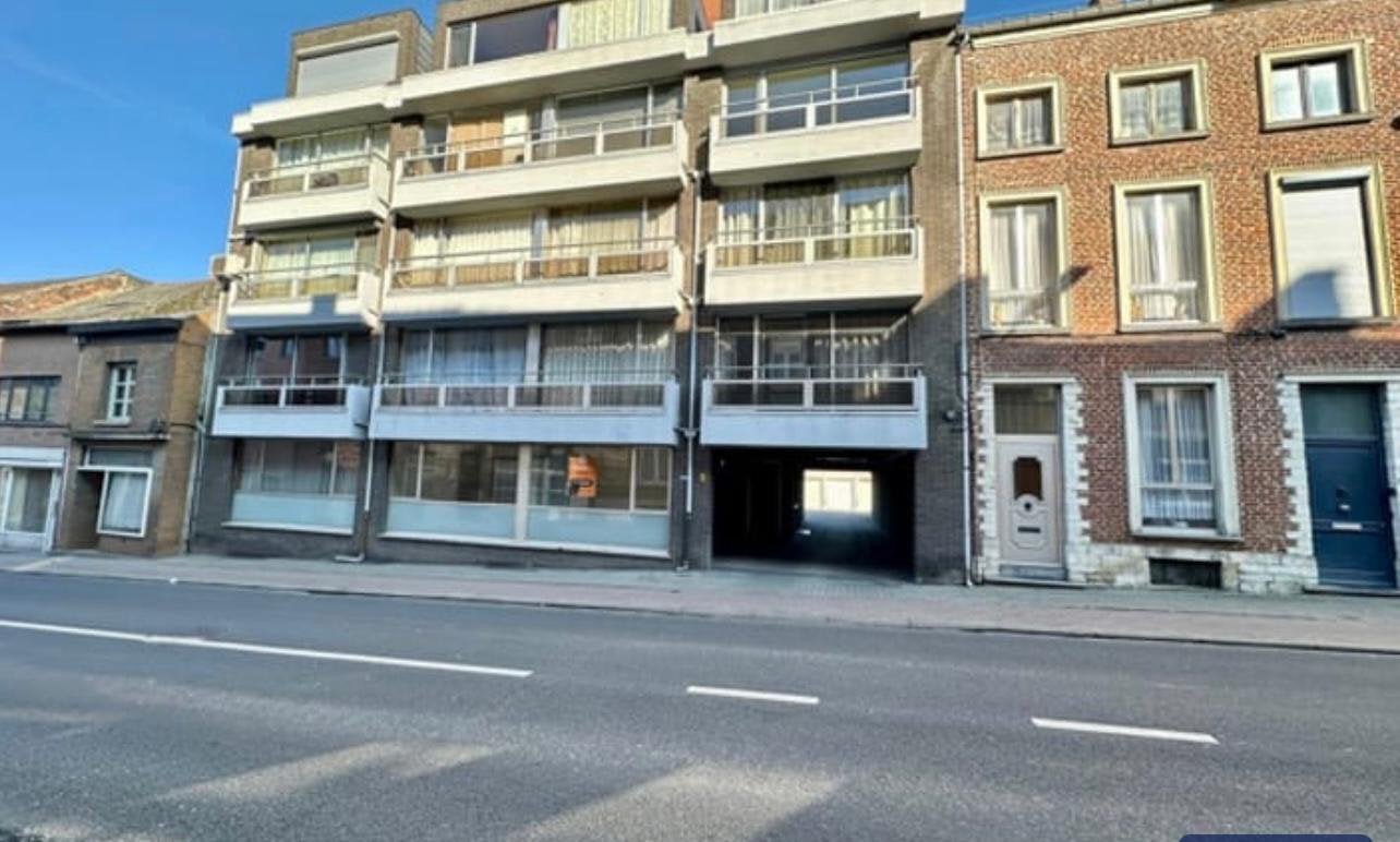 Box et emplacement à louer a tienen, Immo, Garages & Places de parking