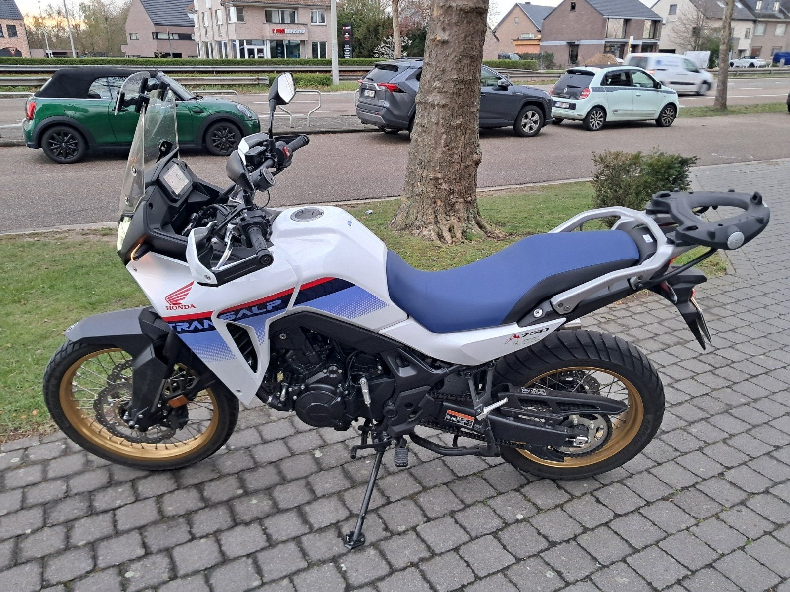 Honda xl750 transalp, Motos, Particulier, Quickshifter