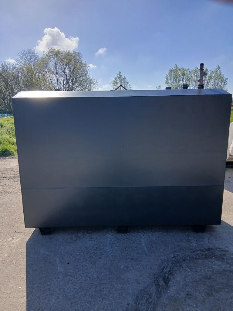 Dubbelwandige mazouttank 2000l in zeer goede staat!!, Doe-het-zelf en Bouw, Ophalen, Zo goed als nieuw, 60 tot 150 cm, 80 cm of meer