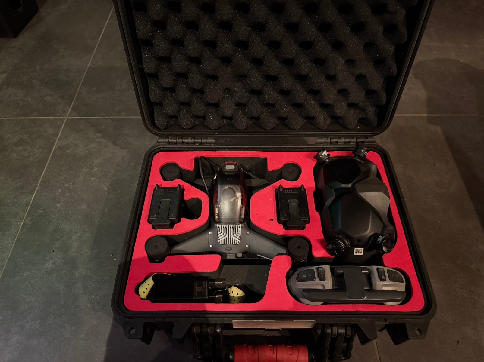 DJI FPV Drone Combo, Audio, Tv en Foto, Extra accu('s), Cameradrone, 100 tot 1000 meter, Zo goed als nieuw