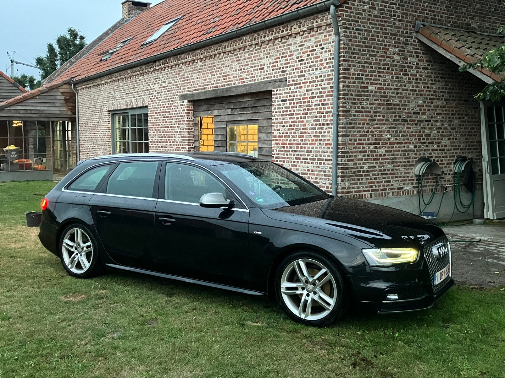 Audi A4 Avant 1.8 TFSI S-Line, Autos, Euro 5, Achat, Capteur de stationnement, Boîte manuelle