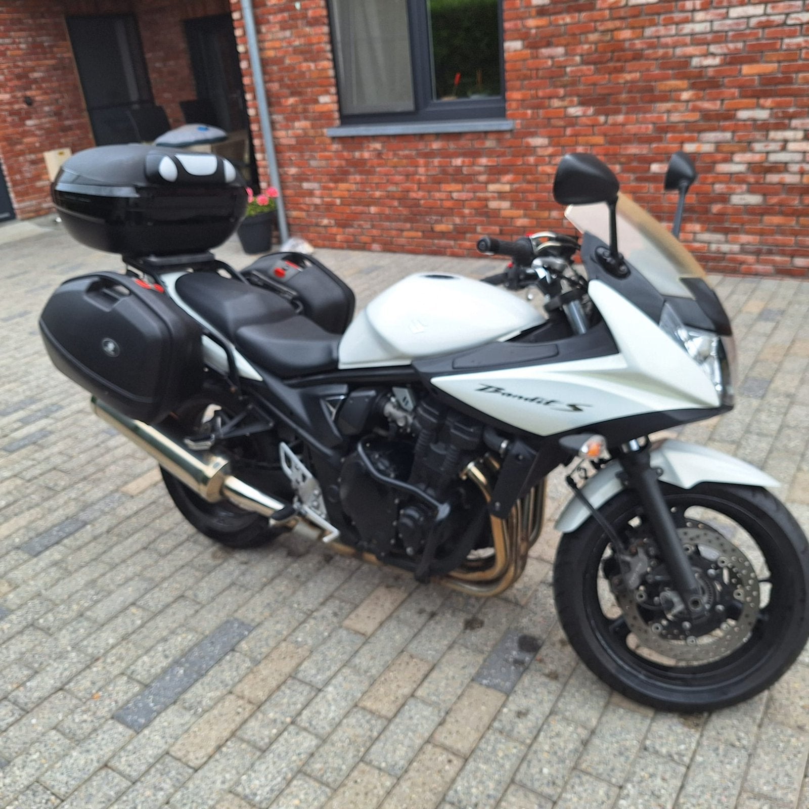 Suzuki bandit 650cc 25kw op papier (35kw effectief), Motos, Motos | Suzuki, Tourisme, Occasion, Plus de 35 kW, Particulier