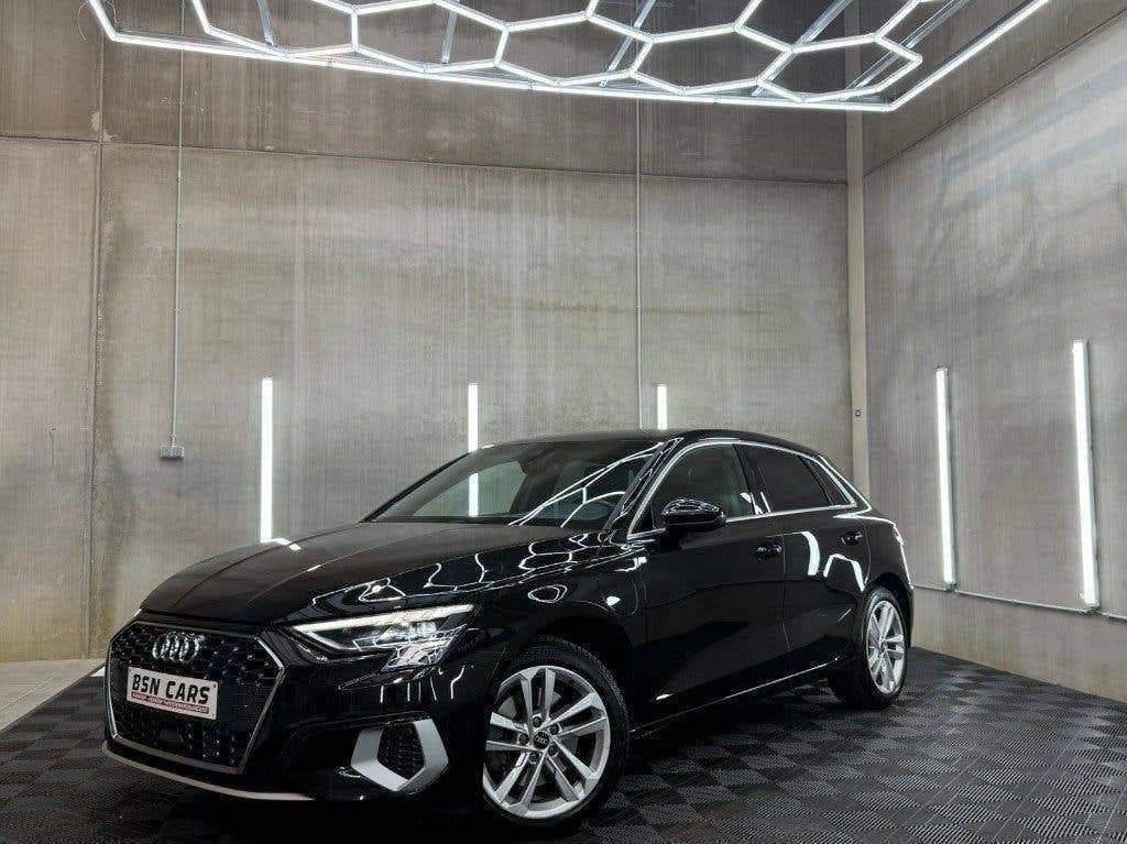 AUDI A3 40TFSIe/LEER/CARPLAY/ACC/GARANTIE, Auto's, Zwart, Leder, 150 kW, ABS