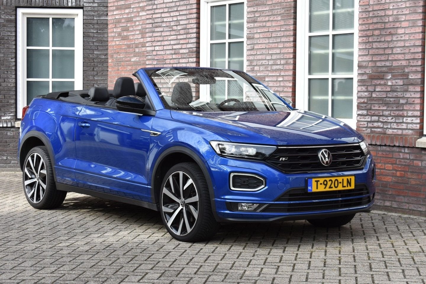 Volkswagen T-Roc 1.5 TSI R-Line dsg Cabriolet Wij zijn op af, Achat, Entreprise, Cabriolet, Electronic Stability Program (ESP)