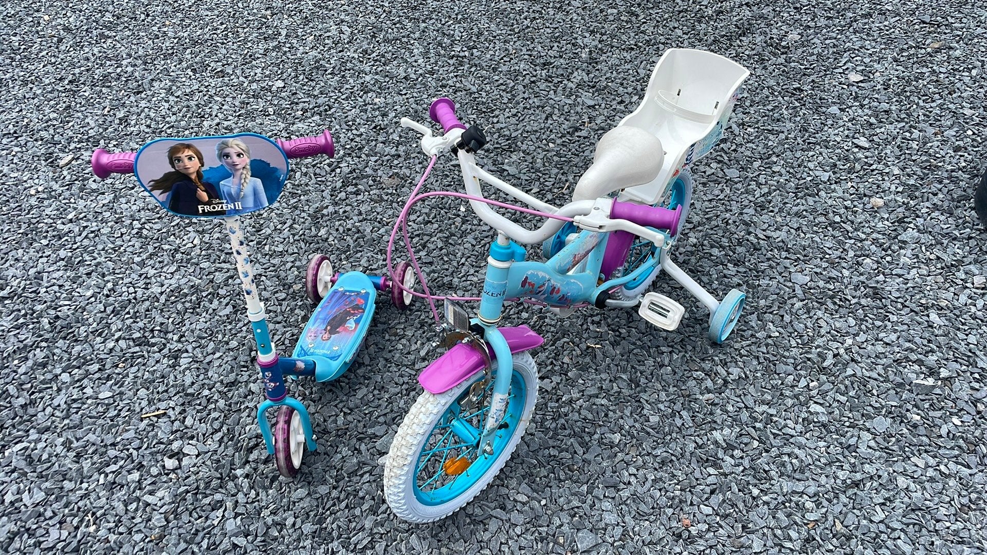 Vélo 14 pouces  et trottinette reine des neiges, Collections, Transformers, Enlèvement, Utilisé