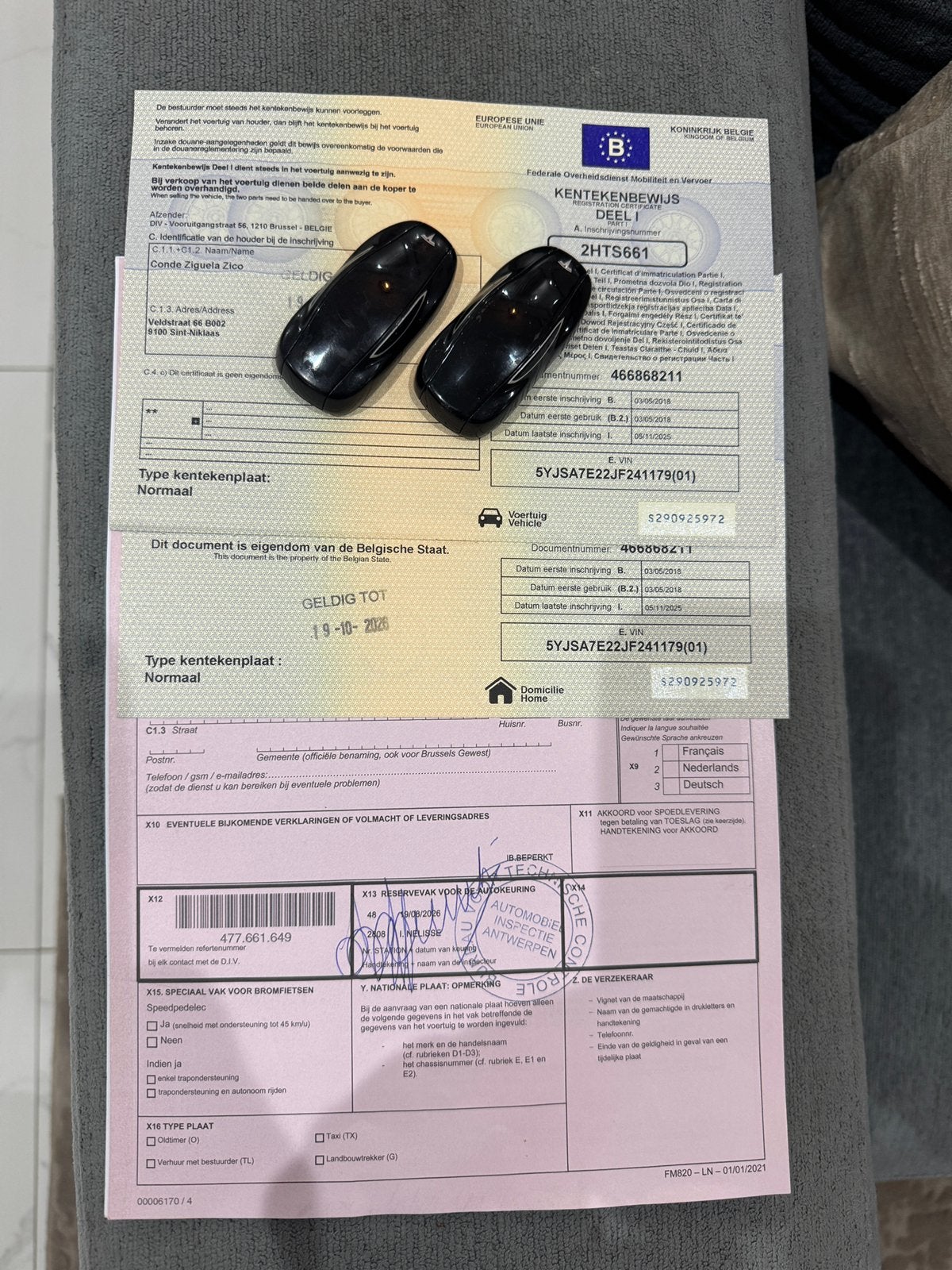 Tesla te koop, Enlèvement, Comme neuf