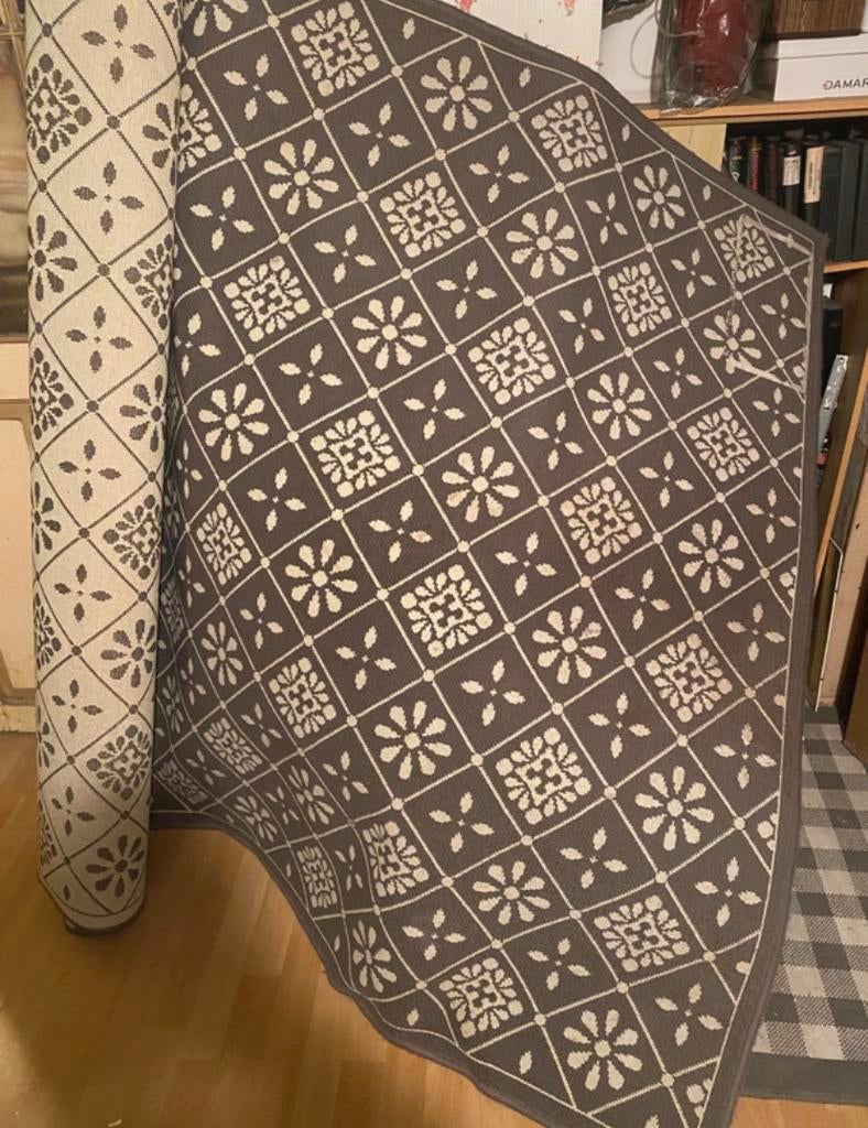 Tapis gris crème IKEA a laver, Enlèvement