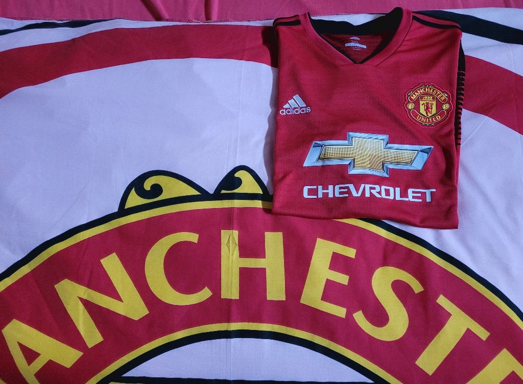Maillot Manchester United Strié rouge et noir 2XL., Enlèvement ou Envoi, Comme neuf, Maillot