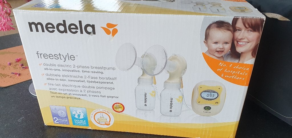 Medela freestyle dubbele borstkolf, Ophalen, Zo goed als nieuw, Borstkolf, Medela