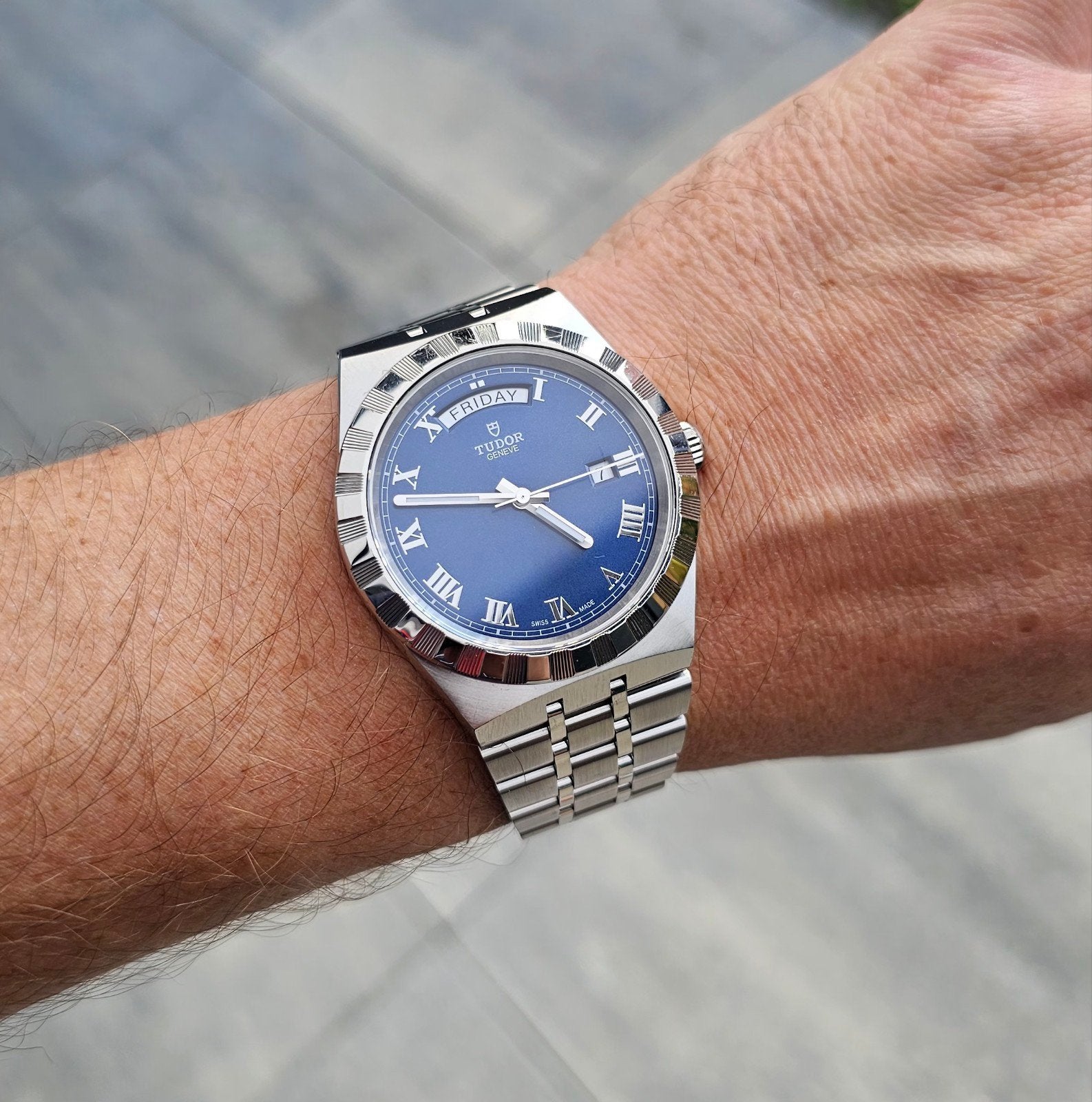 Ensemble complet Tudor Royal 41 mm bleu, Montre-bracelet, Enlèvement ou Envoi, Acier, Acier