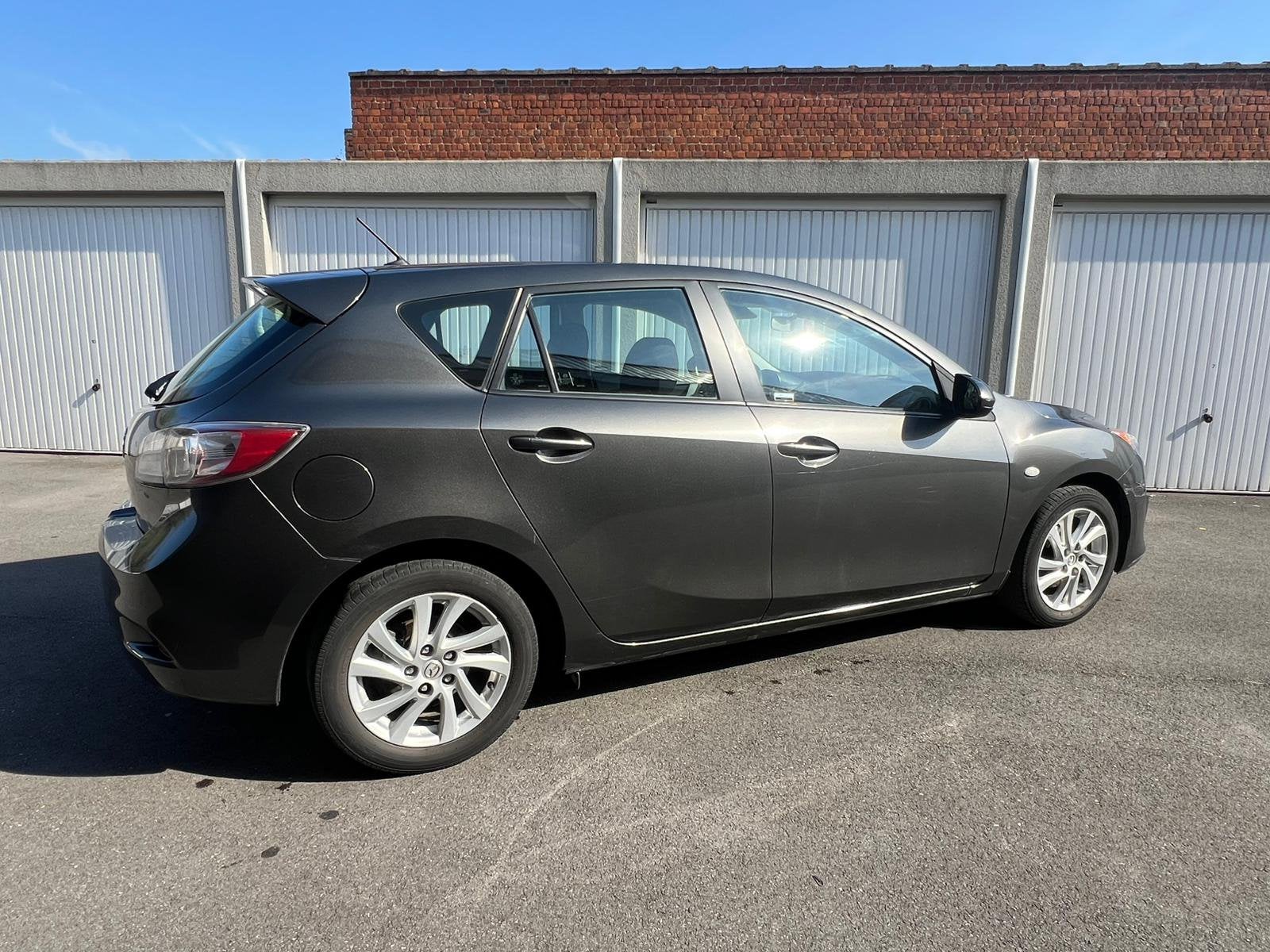 Mazda-3 1,6d 175.000km, Auto's, Mazda, Voorwielaandrijving, Euro 5, Stof, 4 cilinders