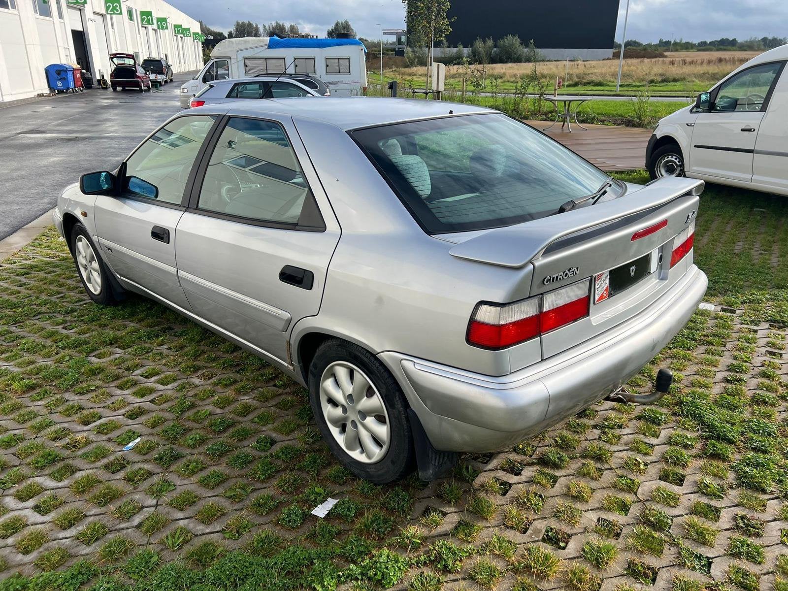 Citroën Xantia, Autos, Citroën, Particulier, Xantia, Attache-remorque, Essence, Enlèvement