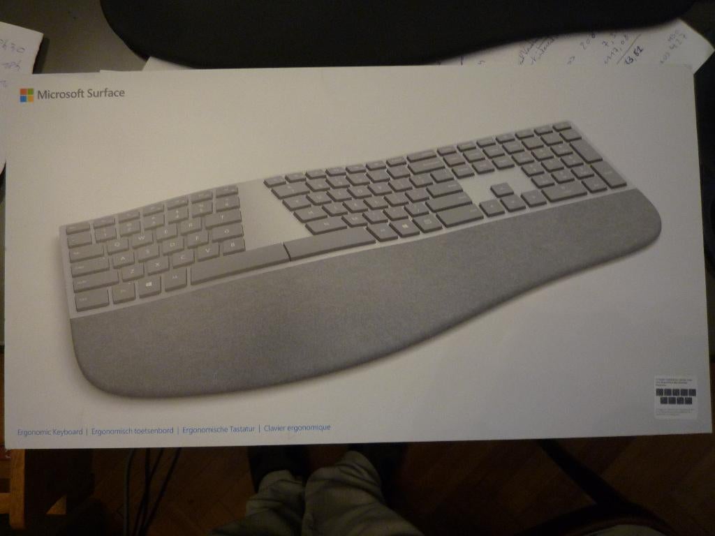 60€ Clavier Microsoft Surface Ergonomique sans fil + Dongle, Informatique & Logiciels, Claviers, Enlèvement ou Envoi, Azerty, Sans fil