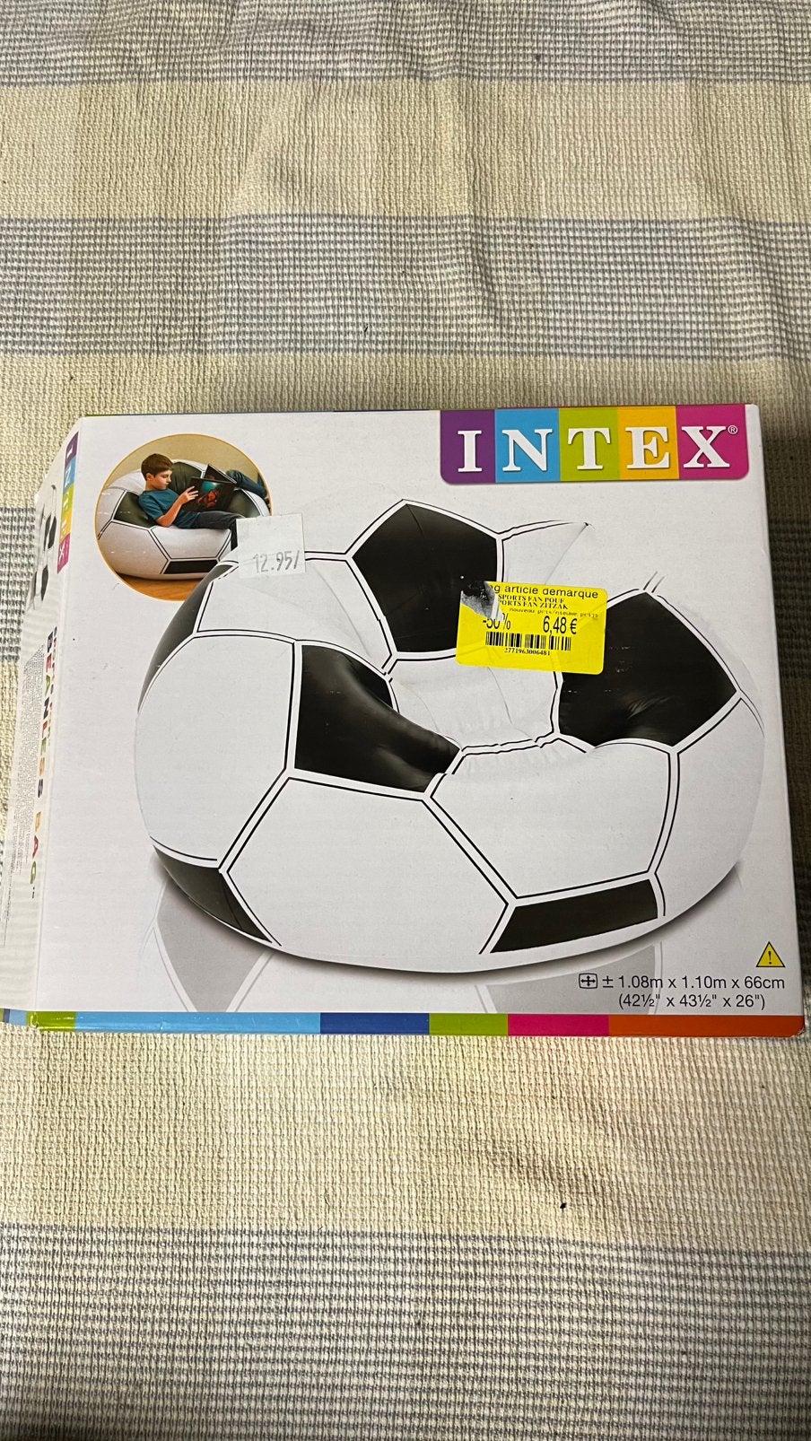 Pouf gonflable ballon de foot, Maison & Meubles, Enlèvement, Utilisé