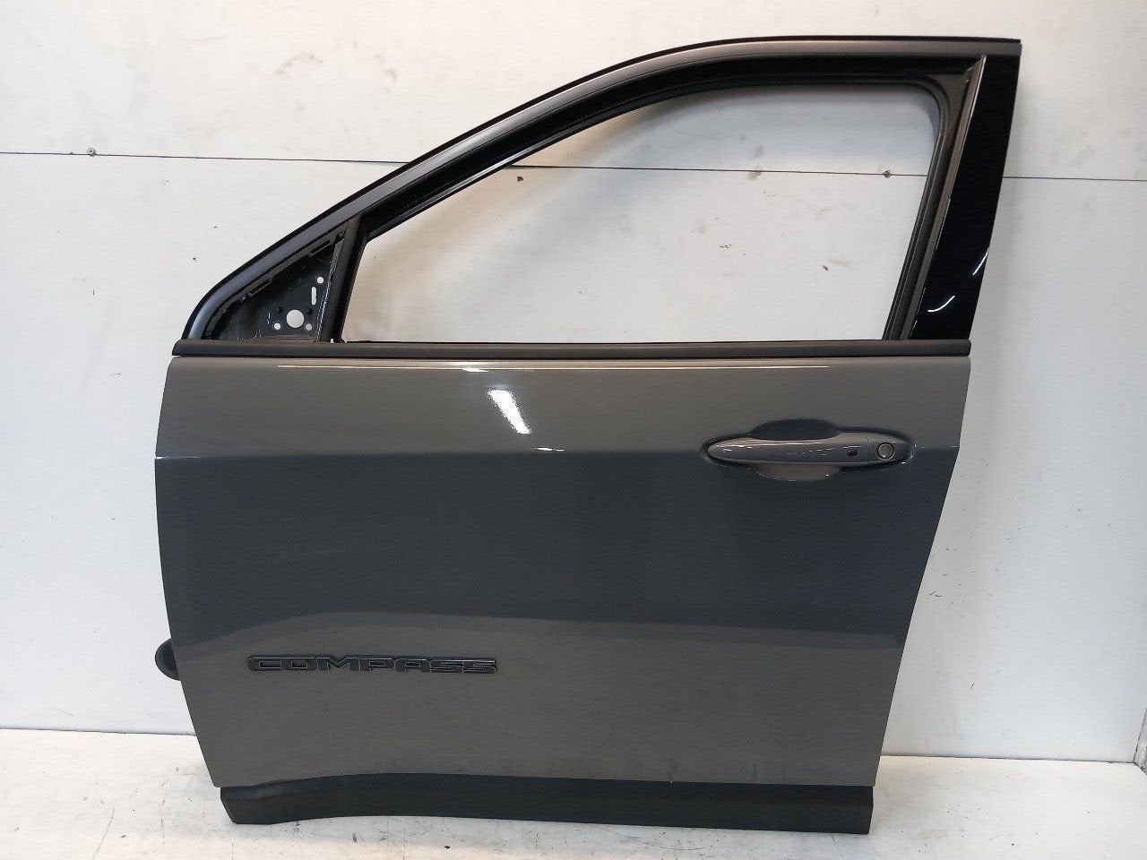 Portier links voor Jeep Compass, Jeep, Onderdelen@venauto.nl, Van der Ven Autorecycling B.V., Gebruikt