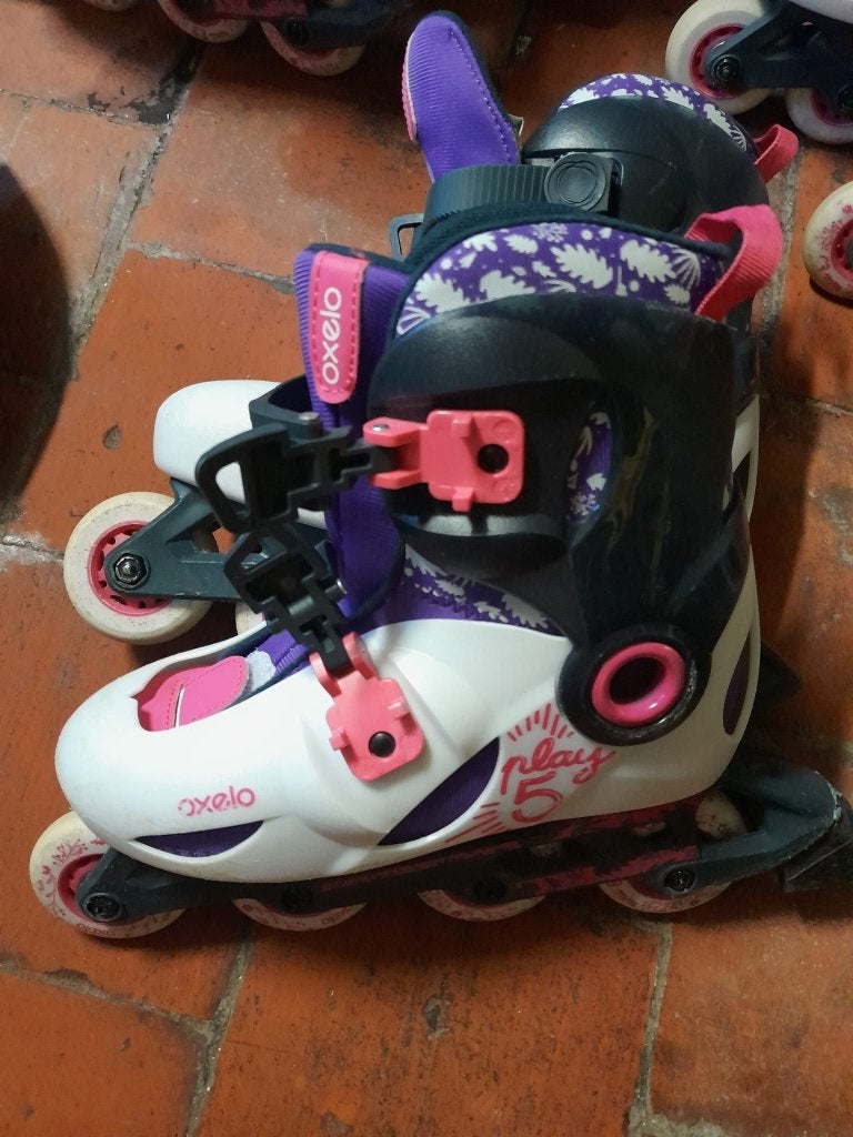 OXELO verstelbare kinderskates, Sports & Fitness, Patins à roulettes alignées, Autres marques, Rollers 4 roues en ligne, Réglable