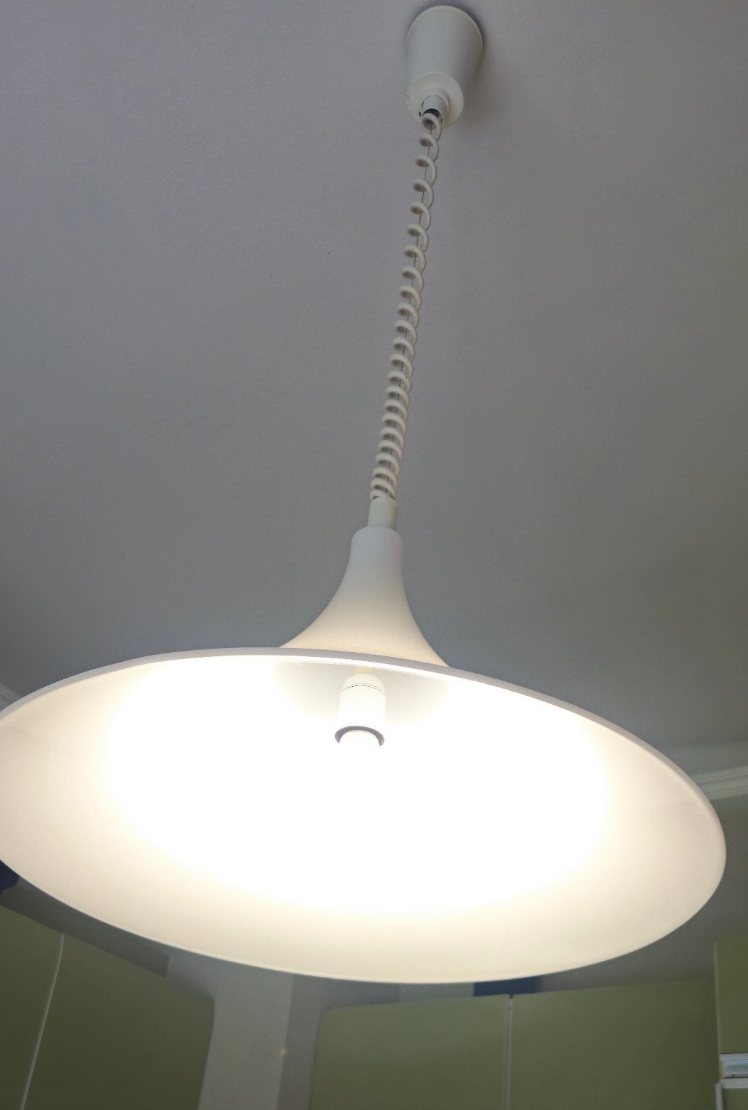 Vintage trompetvormige hanglamp, Ophalen
